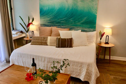 Turtle Bay Bungalow- Parking, AC & Walk to Beach