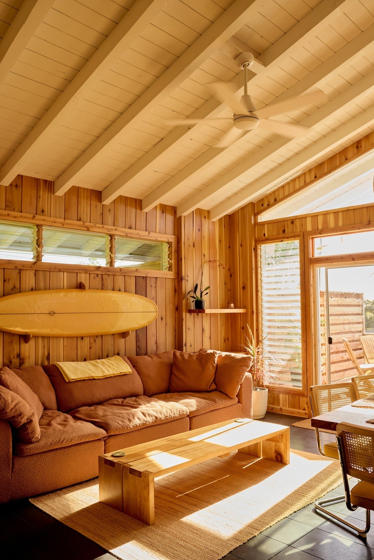 The Cedar House - Private Yard and Entrance!