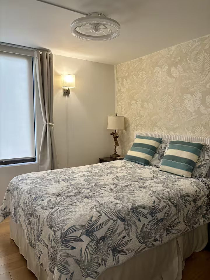 Ocean View Waikiki 2BR Retreat w/ Parking & AC