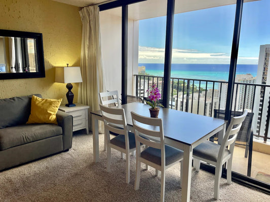 Ocean View Waikiki Banyan Getaway w/ Parking & AC