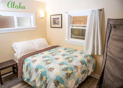 Cottage in the Country - Private Lanai