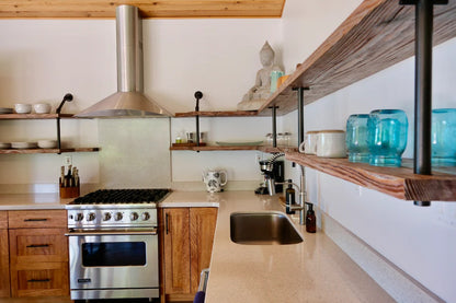 Oceanfront Cottage - 100 Foot Wave Getaways