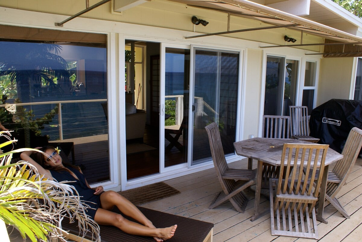 Waimea Bay North Shore Ocean Front - with AC