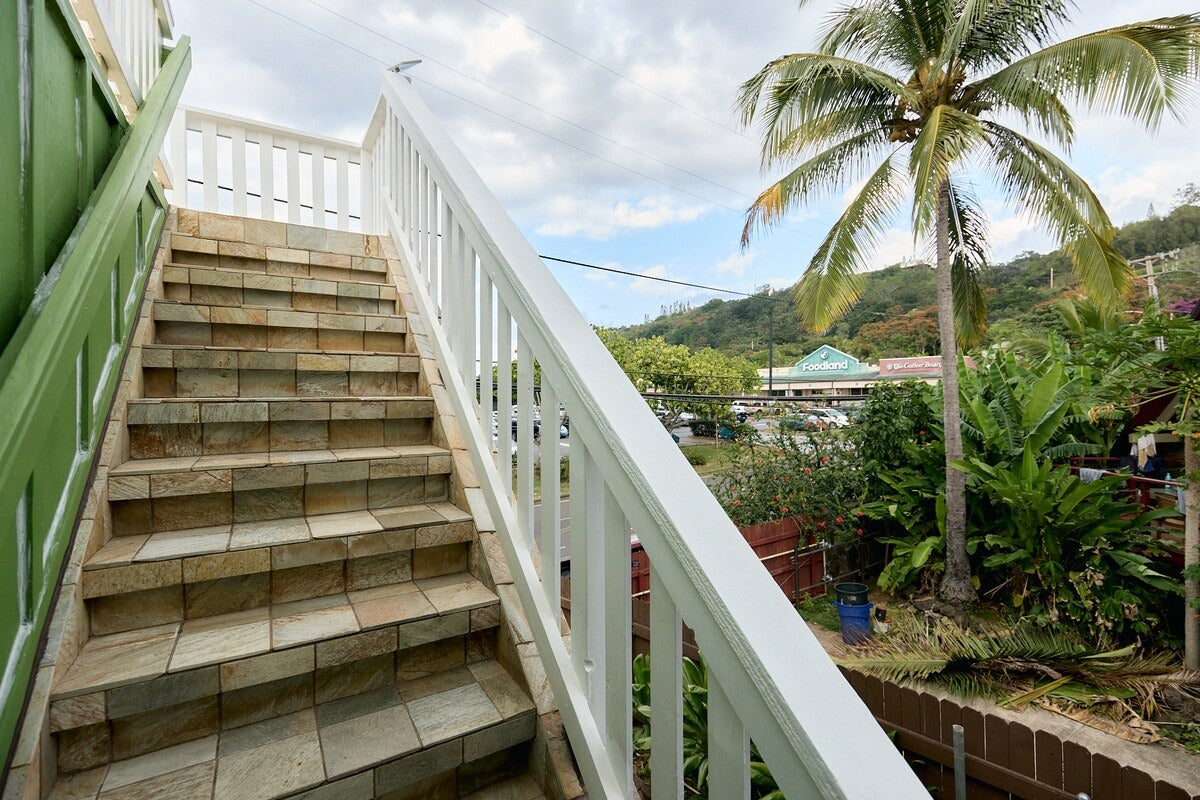 The Sharks Cove House - Stunning Ocean Views!