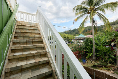 The Sharks Cove House - Stunning Ocean Views!