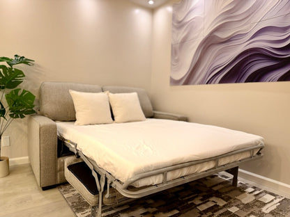 Modern Renovated Honolulu View Escape