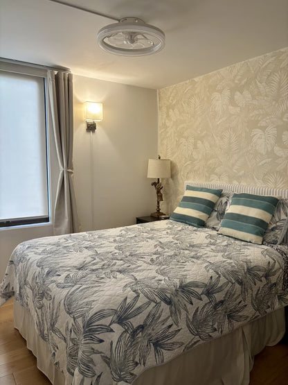 Ocean View Waikiki 2BR Retreat w/ Parking & AC