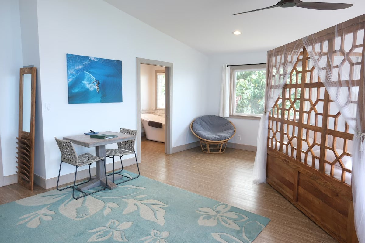 Ocean Views Studio - 100 Foot Wave Getaways