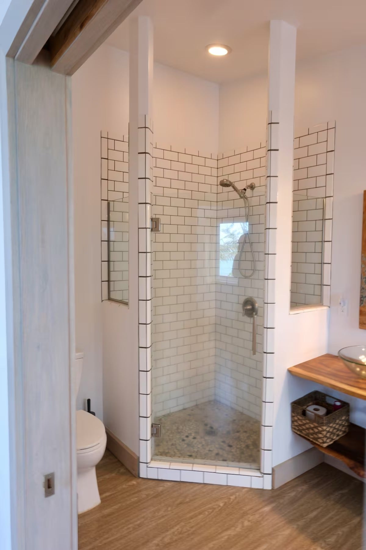 Ocean Views Studio - 100 Foot Wave Getaways