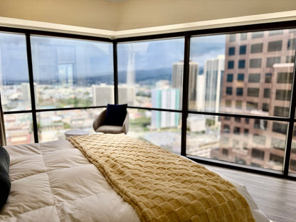 Honolulu Ocean/Mountain View Stay-Parking/Laundry