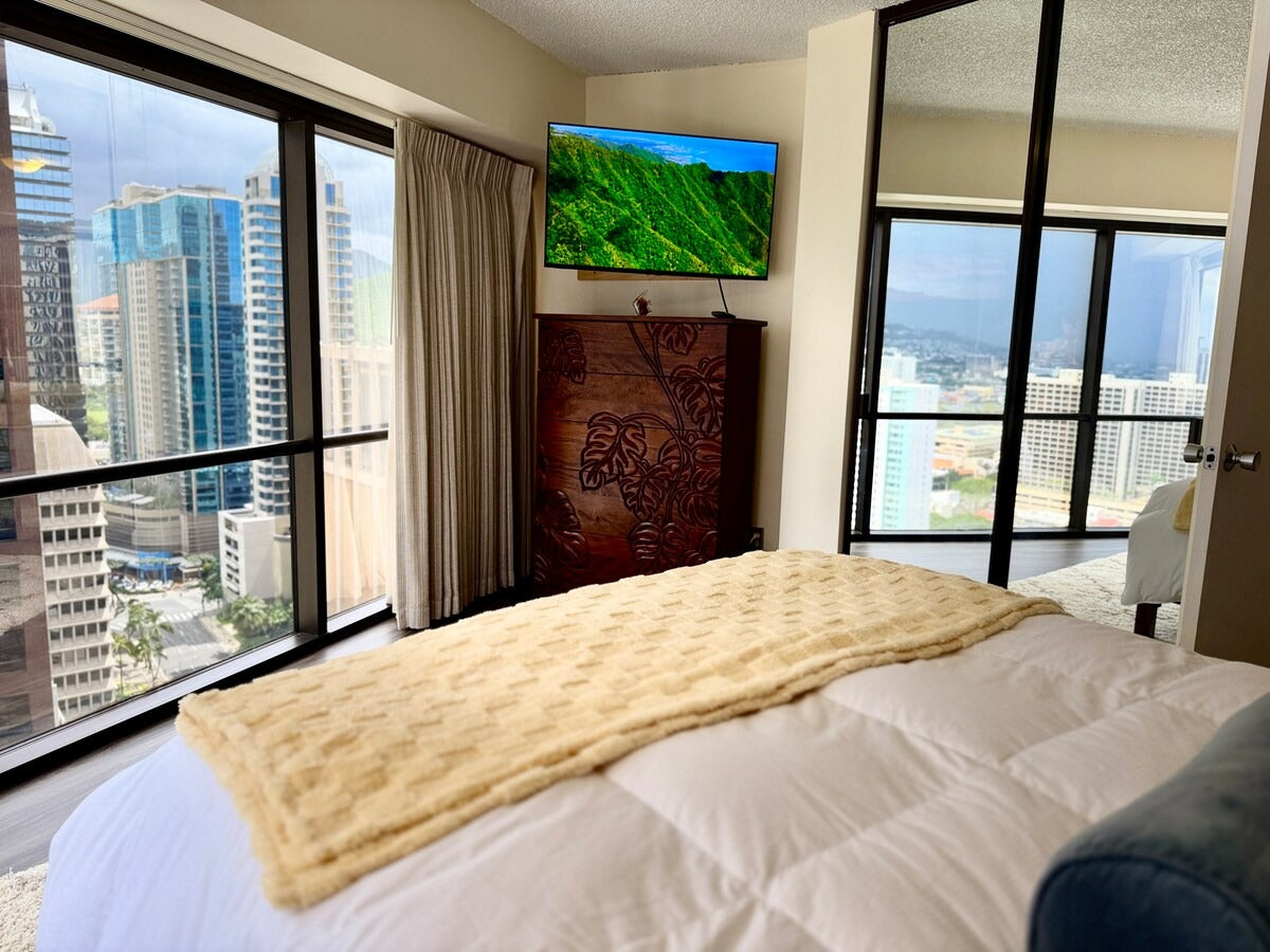 Honolulu Ocean/Mountain View Stay-Parking/Laundry