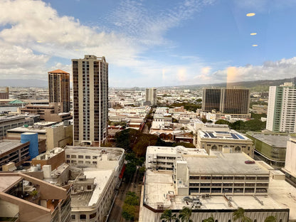 Modern Renovated Honolulu View Escape