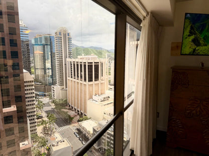 Honolulu Ocean/Mountain View Stay-Parking/Laundry