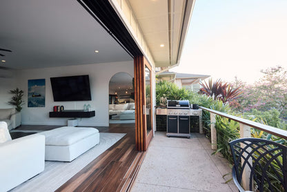Luxury family villa with Ocean views - 5 Bed - NS