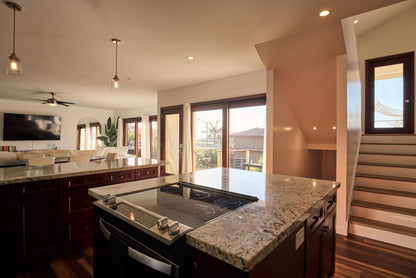 Luxury family villa with Ocean views - 5 Bed - NS