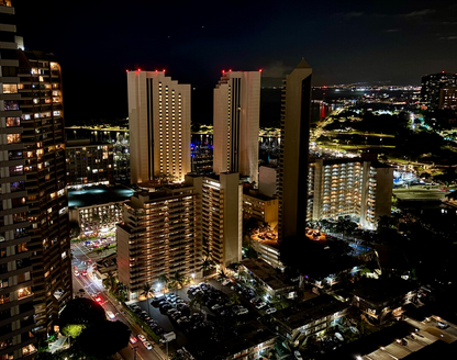 Ocean View Waikiki 2BR Retreat w/ Parking & AC