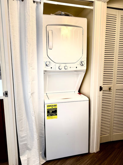 Honolulu Ocean/Mountain View Stay-Parking/Laundry