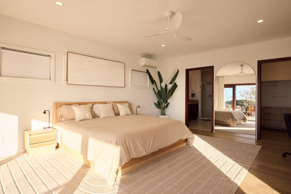 Luxury family villa with Ocean views - 5 Bed - NS