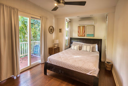 Waimea Bay North Shore Ocean Front - with AC