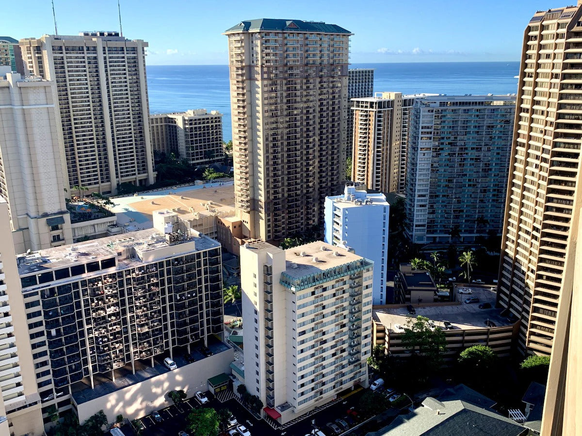 Ocean View Waikiki 2BR Retreat w/ Parking & AC