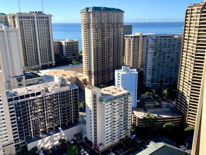 Ocean View Waikiki 2BR Retreat w/ Parking & AC