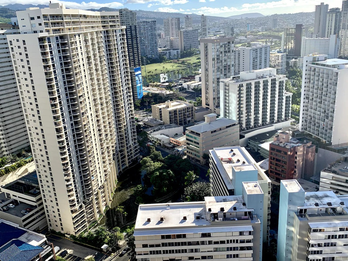 Ocean View Waikiki 2BR Retreat w/ Parking & AC