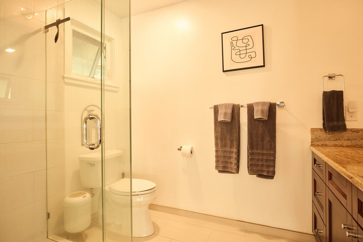 Luxury family villa with Ocean views - 5 Bed - NS
