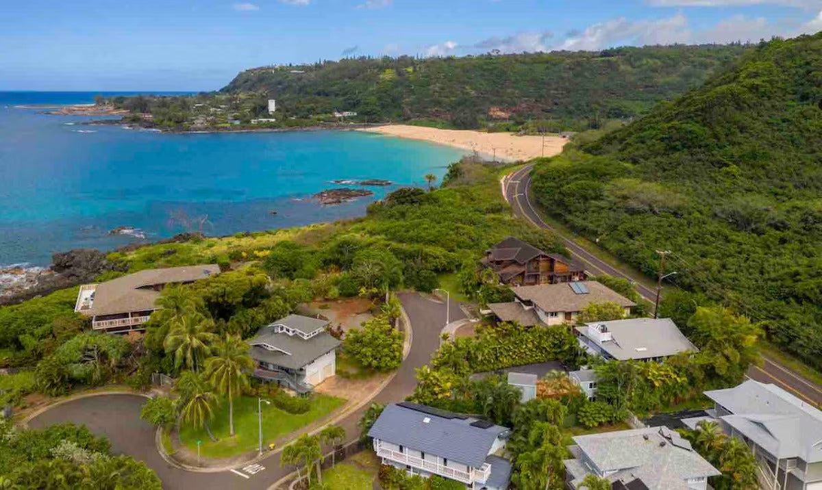 North shore Studio with sauna! - Walk to beach!