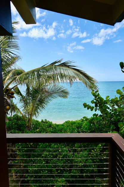 Ocean Views 2 Bedroom - 100 Foot Wave Getaways