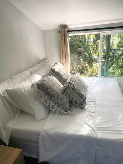 North shore Studio with sauna! - Walk to beach!