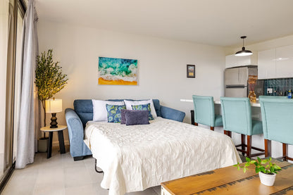 Renovated Waikiki Banyan w/ Diamond Head View
