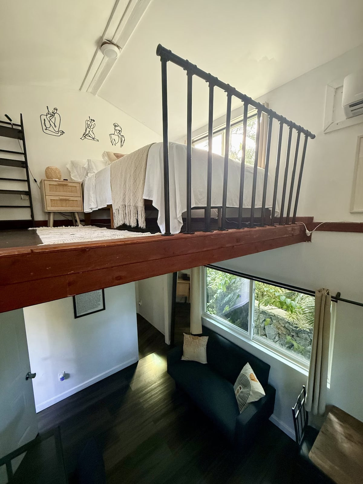 North shore Studio with sauna! - Walk to beach!