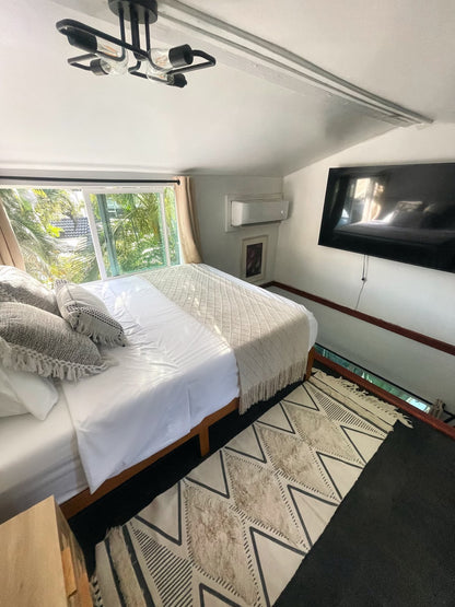 North shore Studio with sauna! - Walk to beach!