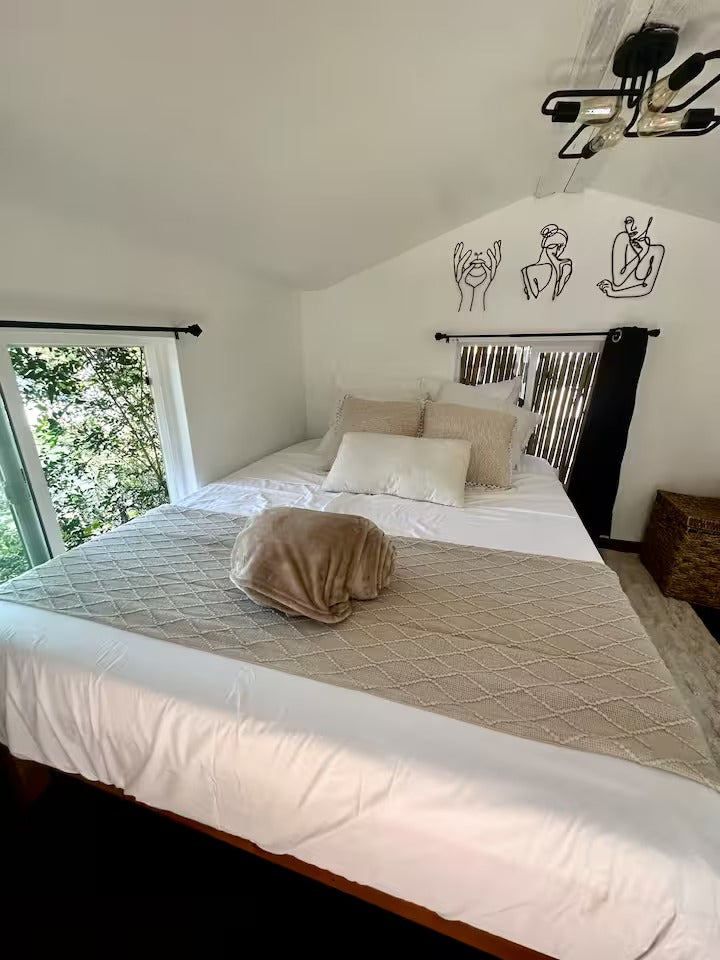North shore Studio with sauna! - Walk to beach!