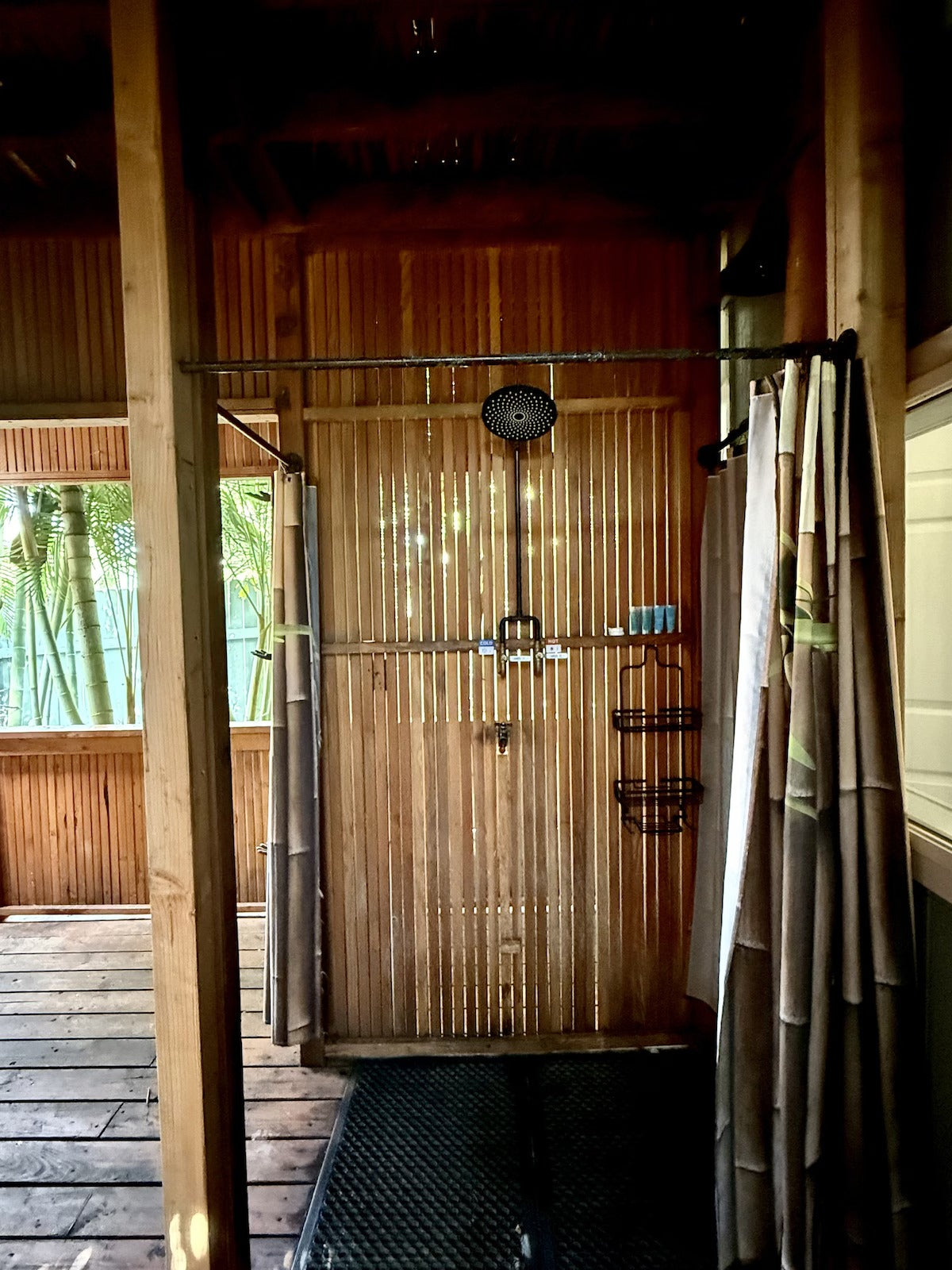 North shore Studio with sauna! - Walk to beach!