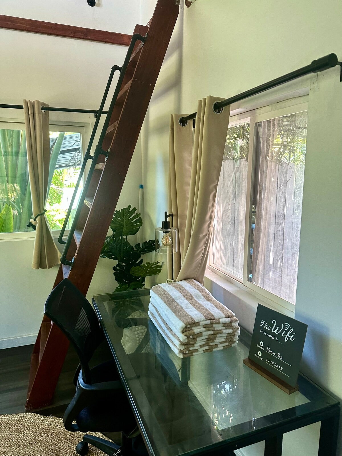 North shore Studio with sauna! - Walk to beach!