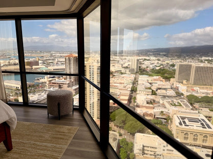 Honolulu Ocean View Condo w/ Free Parking