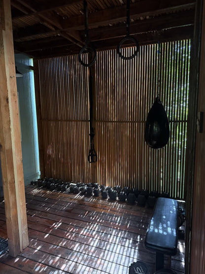 North shore Studio with sauna! - Walk to beach!