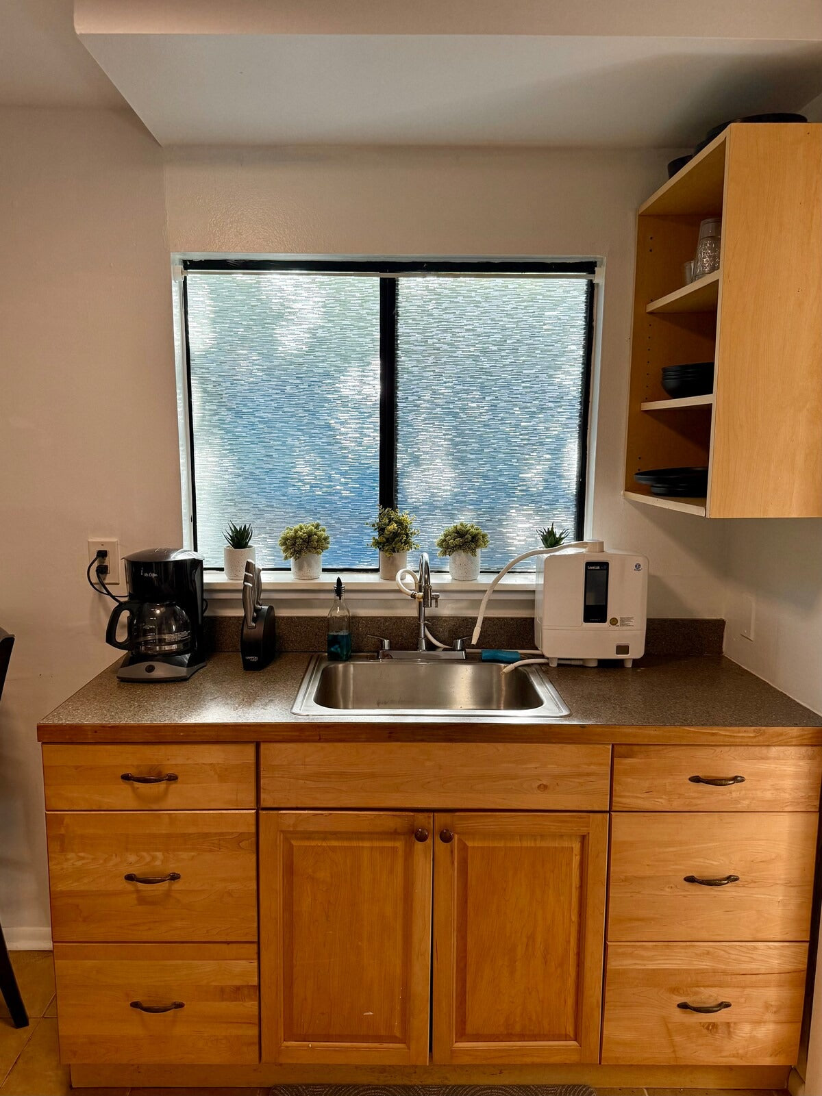 Waimea Bay Studio With Sauna - Walk to beach!