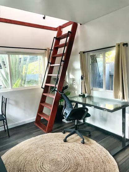 North shore Studio with sauna! - Walk to beach!