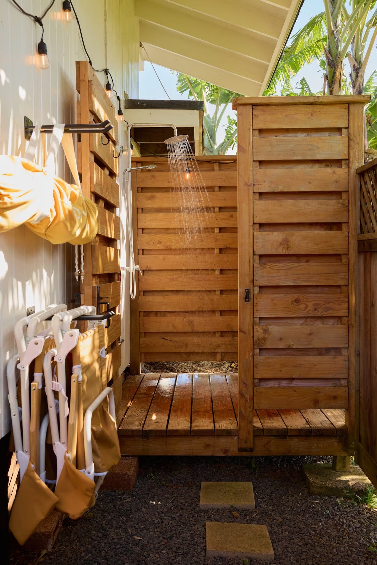 Aloha Surf Cabin - Private Yard and Entrance!