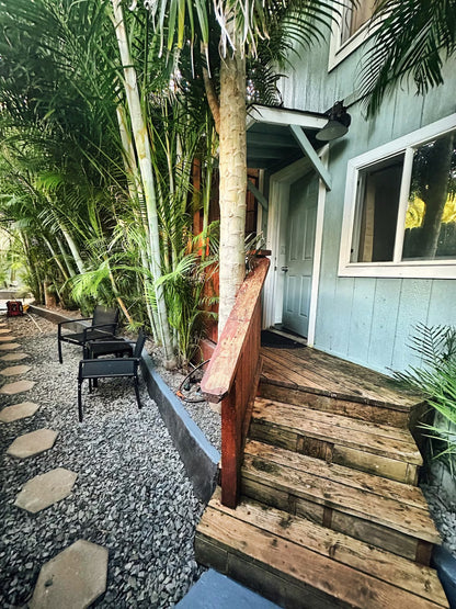North shore Studio with sauna! - Walk to beach!