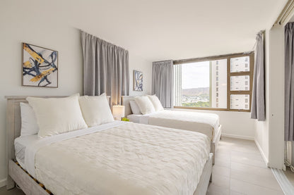 Renovated Waikiki Banyan w/ Diamond Head View