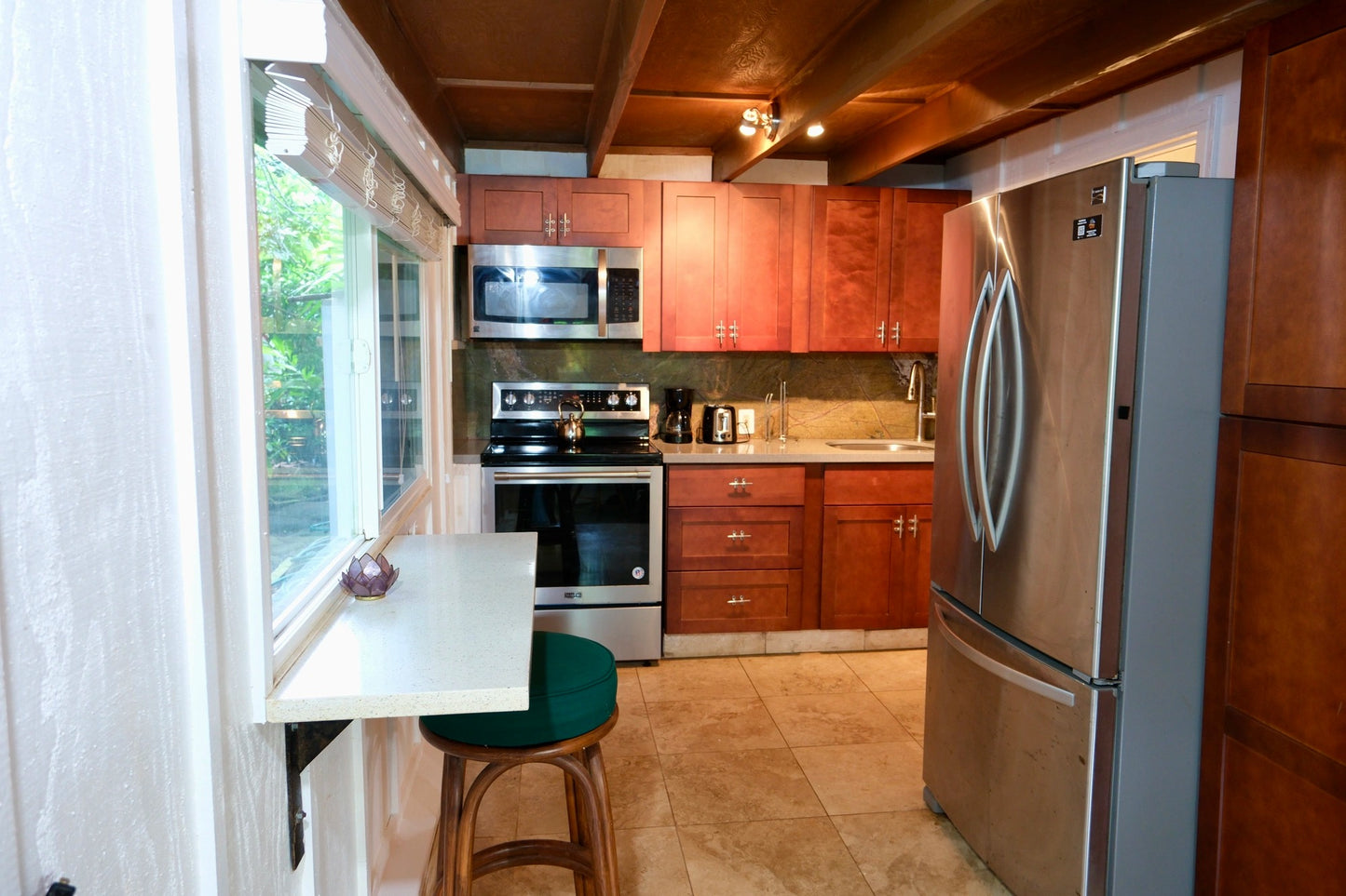 Ohi' a 'ai Cabin - The Mountain Apple Cabin