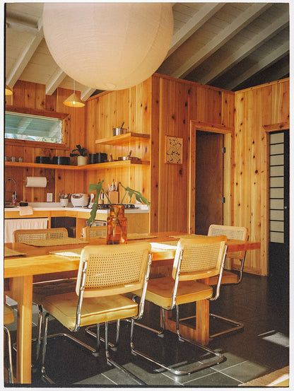 The Cedar House - Private Yard and Entrance!