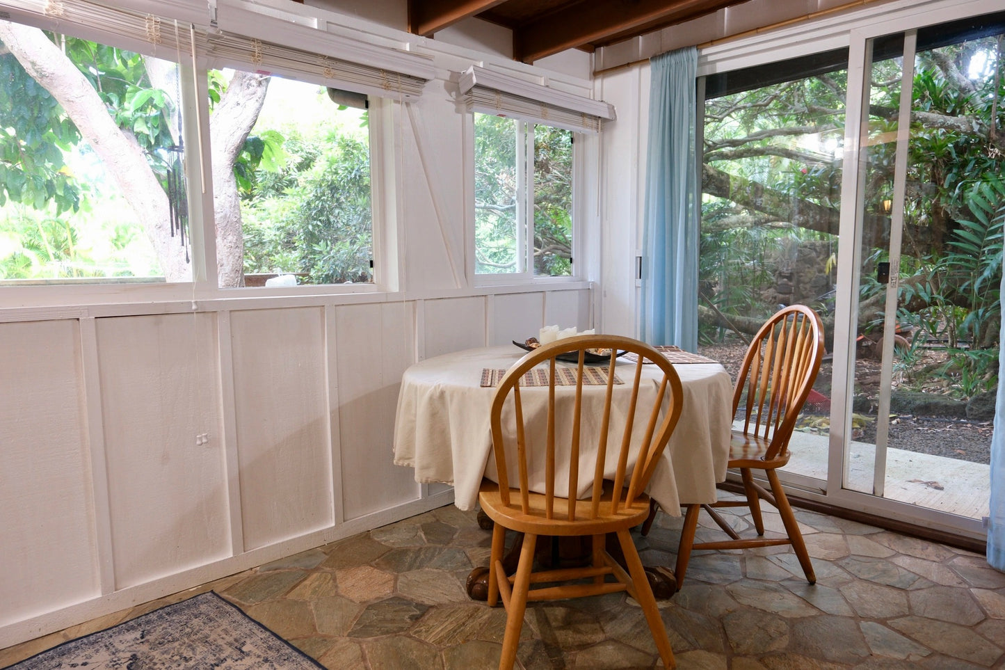 Ohi' a 'ai Cabin - The Mountain Apple Cabin
