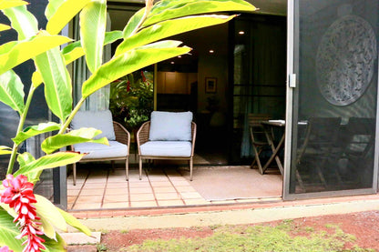 Turtle Bay Bungalow- Parking, AC & Walk to Beach