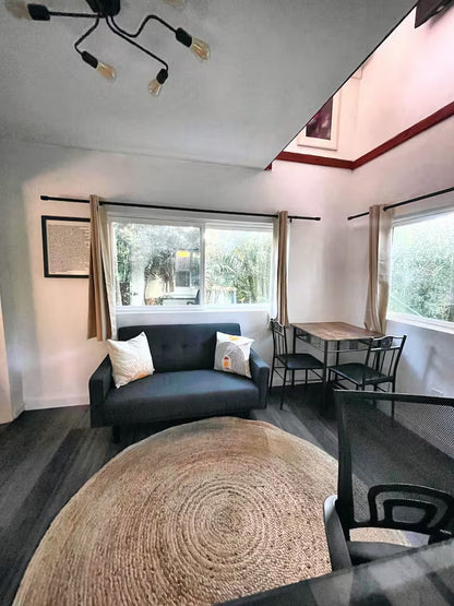 North shore Studio with sauna! - Walk to beach!