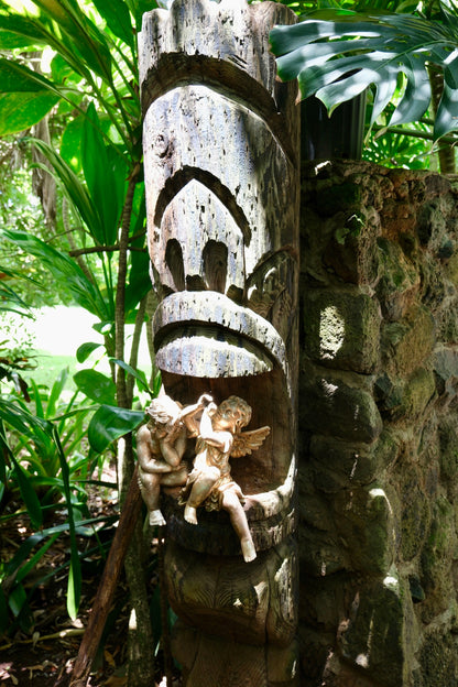 Ohi' a 'ai Cabin - The Mountain Apple Cabin