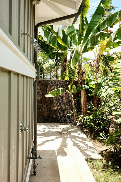 Haleaha Road - Steps to the Beach in Hau'ula